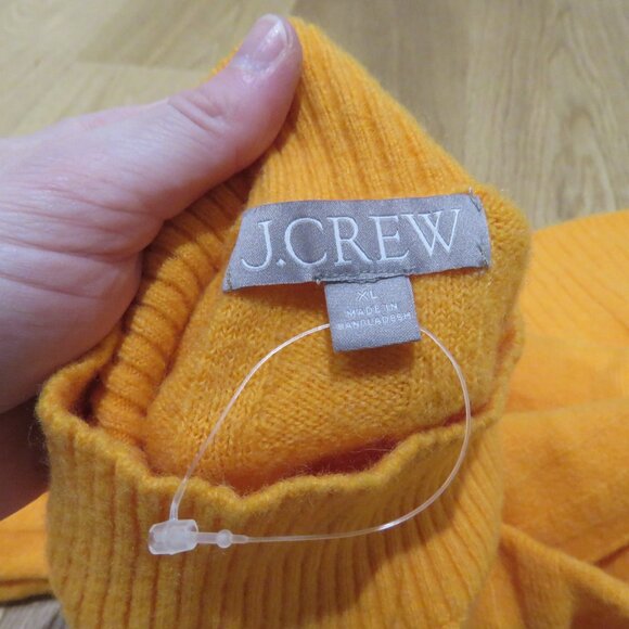 J. CREW Ribbed Mockneck Sweater in Supersoft Yarn Tangerine Orange - Size XL - Picture 13 of 14